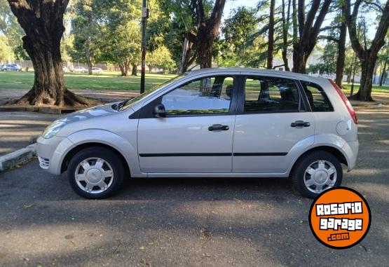 Autos - Ford Fiesta Ambiente 5 puertas 2007 Nafta 115000Km - En Venta