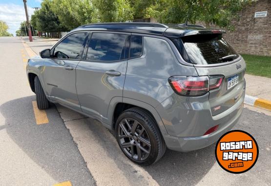 Camionetas - Jeep Comp�s 2025 Nafta 16000Km - En Venta