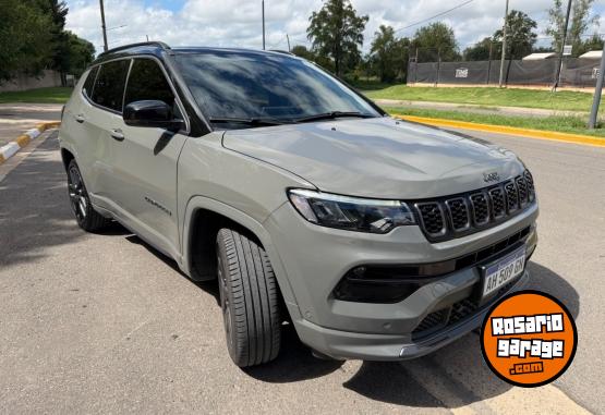 Camionetas - Jeep Comp�s 2025 Nafta 16000Km - En Venta