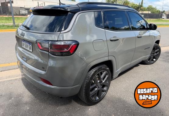 Camionetas - Jeep Comp�s 2025 Nafta 16000Km - En Venta