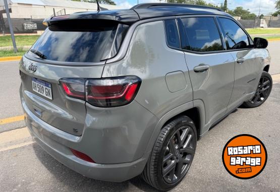 Camionetas - Jeep Comp�s 2025 Nafta 16000Km - En Venta