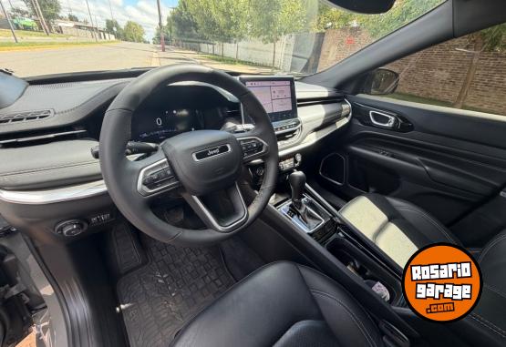 Camionetas - Jeep Comp�s 2025 Nafta 16000Km - En Venta