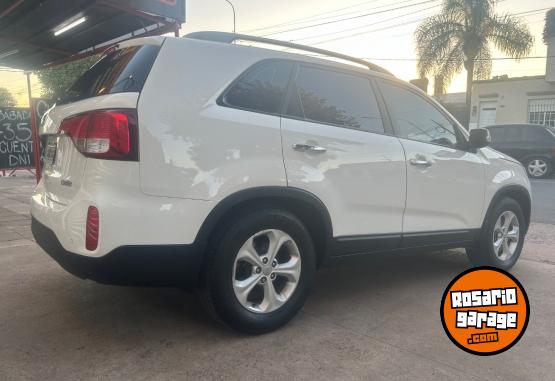Camionetas - Kia Sorento 2013 Nafta 150000Km - En Venta