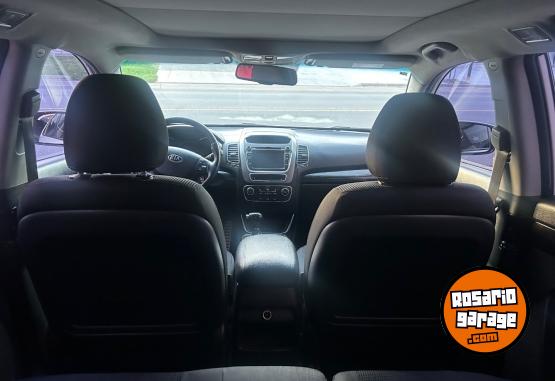 Camionetas - Kia Sorento 2013 Nafta 150000Km - En Venta