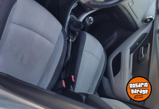 Autos - Chevrolet Tracker LTZ 4x2 2013 Nafta 178800Km - En Venta