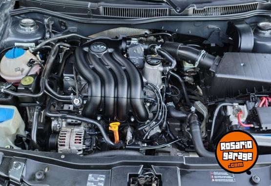 Autos - Volkswagen BORA 2.0 2010 Nafta 90000Km - En Venta