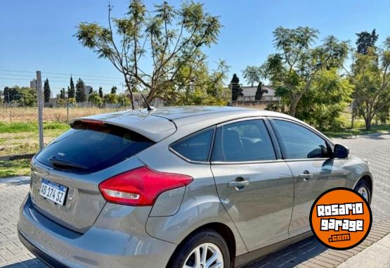 Autos - Ford Focus 2017 Nafta 140000Km - En Venta