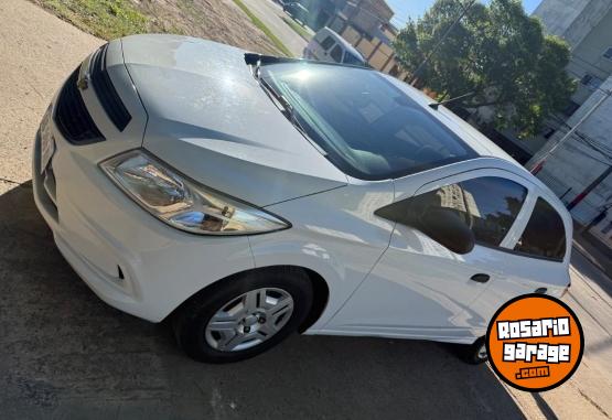 Autos - Chevrolet Onix joy 2017 Nafta 87000Km - En Venta