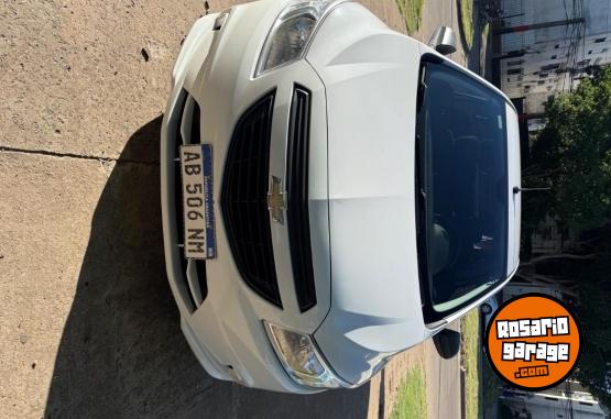 Autos - Chevrolet Onix joy 2017 Nafta 87000Km - En Venta