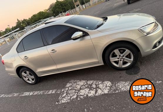 Autos - Volkswagen Vento 2012 Nafta 165000Km - En Venta