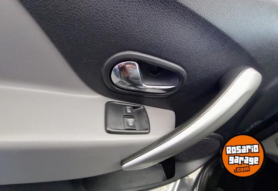 Autos - Renault NUEVO LOGAN PRIVILEGE 1.6 2016 Nafta 136981Km - En Venta