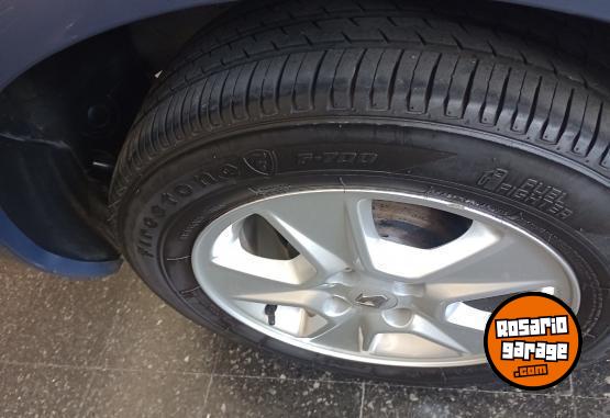 Autos - Renault NUEVO LOGAN PRIVILEGE 1.6 2016 Nafta 136981Km - En Venta