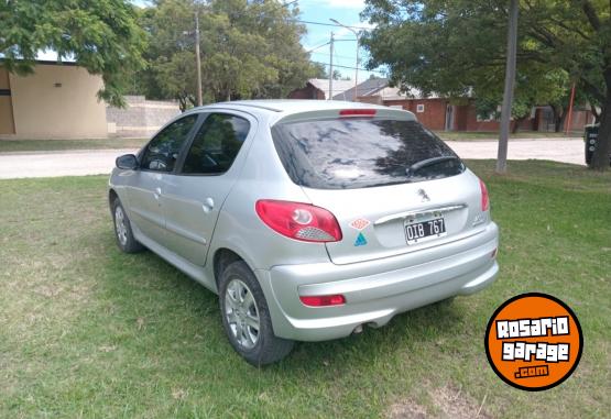 Autos - Peugeot 207 2014 Nafta 49000Km - En Venta