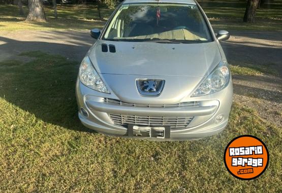 Autos - Peugeot 207 2011 Nafta 42500Km - En Venta
