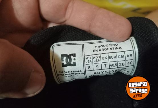 Indumentaria - ZAPATILLAS DC 38/39 NUEVAS UNISEX - En Venta
