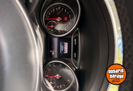 Autos - Mercedes Benz GLA 200 2017 Nafta 136000Km - En Venta