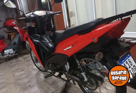 Motos - Honda New wave 2023 Nafta 27500Km - En Venta