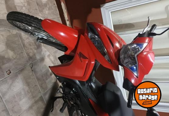 Motos - Honda New wave 2023 Nafta 27500Km - En Venta