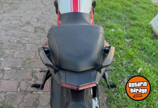 Motos - Benelli TNT 302 2021 Nafta 14000Km - En Venta