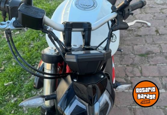 Motos - Benelli TNT 302 2021 Nafta 14000Km - En Venta