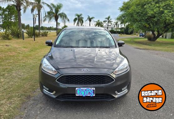 Autos - Ford focus SE 2.0 MT 2016 Nafta 87000Km - En Venta
