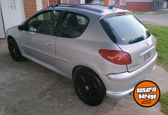 Autos - Peugeot 206 2007 Nafta 229000Km - En Venta