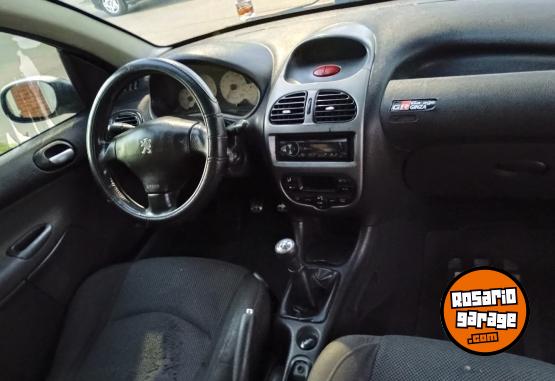 Autos - Peugeot 206 2007 Nafta 229000Km - En Venta