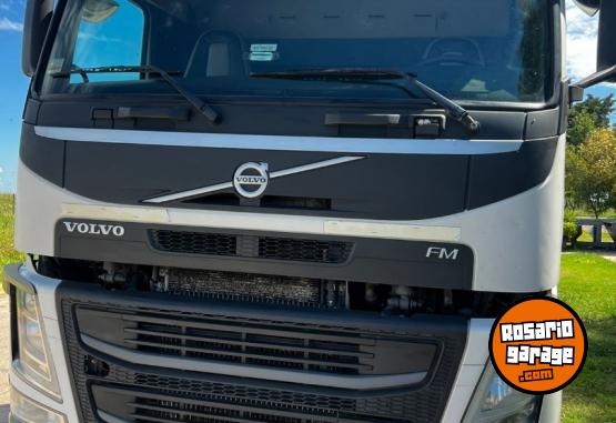 Camiones y Grúas - VOLVO FM 11-370 R 4X2 - En Venta