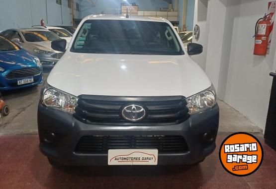 Camionetas - Toyota Hilux 2017 Diesel 150000Km - En Venta