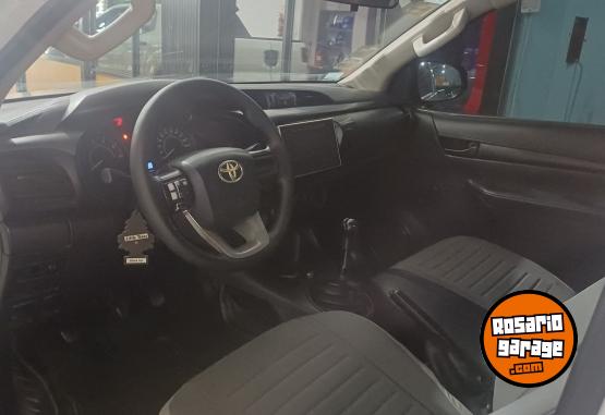 Camionetas - Toyota Hilux 2017 Diesel 150000Km - En Venta