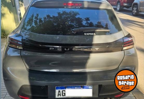 Autos - Peugeot 208 2024 Nafta 41000Km - En Venta