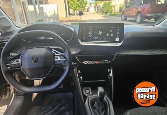 Autos - Peugeot 208 2024 Nafta 41000Km - En Venta