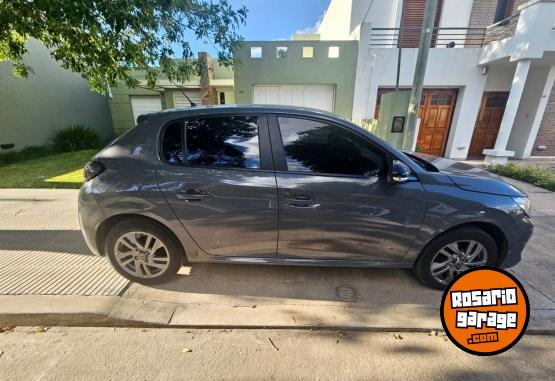Autos - Peugeot 208 2024 Nafta 41000Km - En Venta