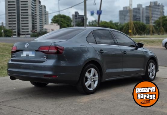 Autos - Volkswagen Vento 2017 Nafta 93000Km - En Venta