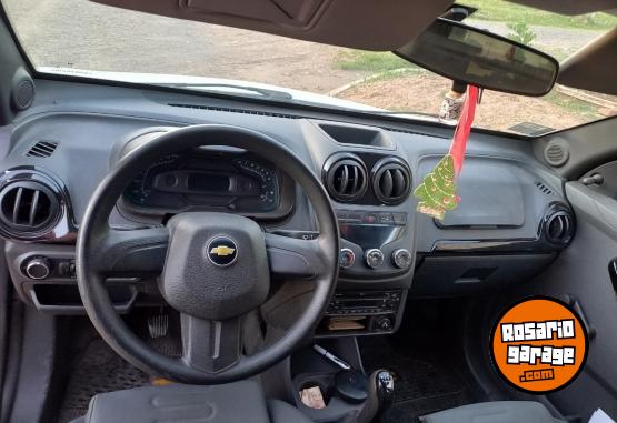 Utilitarios - Chevrolet Montana 2012 Nafta 100000Km - En Venta