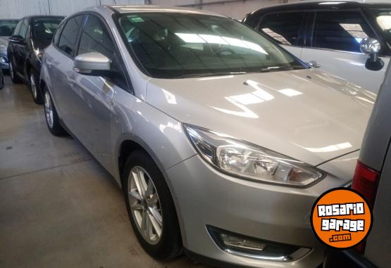 Autos - Ford Focus 2016 Nafta 121000Km - En Venta