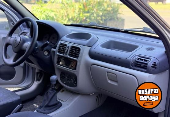 Autos - Renault Clio AUTHENTIQUE 1.2 16V 2005 Nafta  - En Venta