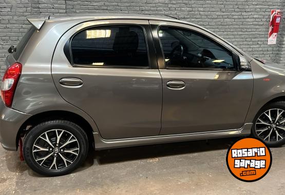 Autos - Toyota Etios XLS 1.5 2019 Nafta 124000Km - En Venta