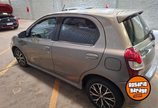 Autos - Toyota Etios XLS 1.5 2019 Nafta 124000Km - En Venta