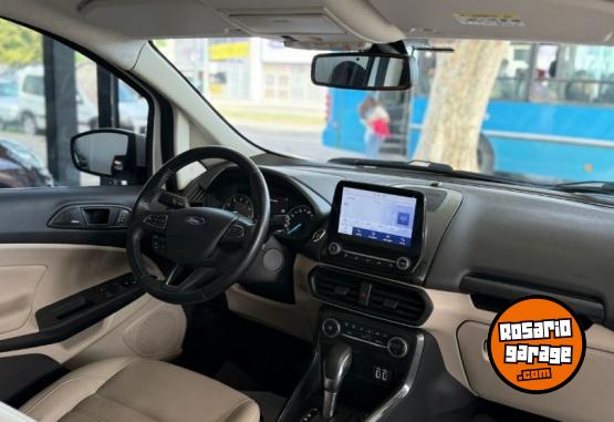 Autos - Ford EcoSport Titanium 2020 Nafta 90000Km - En Venta
