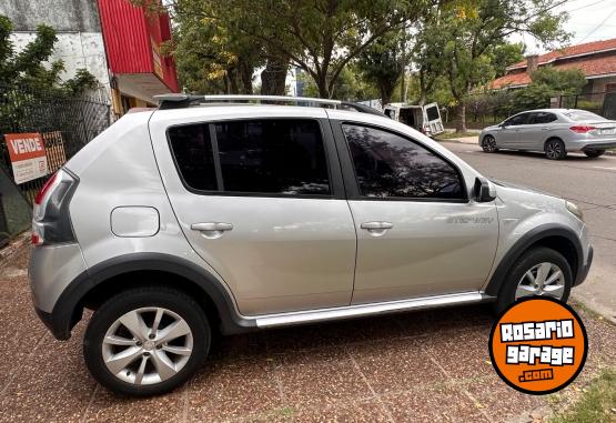 Autos - Renault Sandero stepway 2012 Nafta 122000Km - En Venta