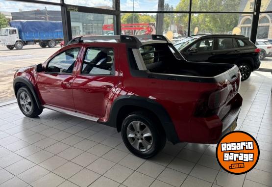 Camionetas - Renault Duster Oroch Outsider 1.6 2017 Nafta 140000Km - En Venta