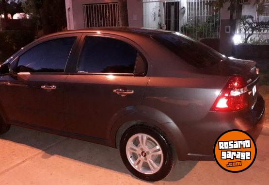 Autos - Chevrolet Aveo 2011 GNC 200000Km - En Venta