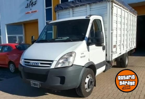 Utilitarios - Iveco Daily 70C16 2014 Diesel 390083Km - En Venta