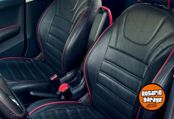 Autos - Peugeot 208 Feline 2013 Nafta 130000Km - En Venta