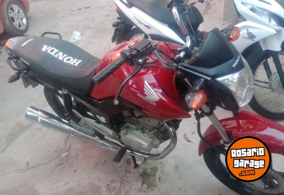 Motos - Honda New titan 150cc 2018 Nafta 60000Km - En Venta