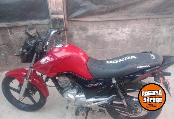Motos - Honda New titan 150cc 2018 Nafta 60000Km - En Venta