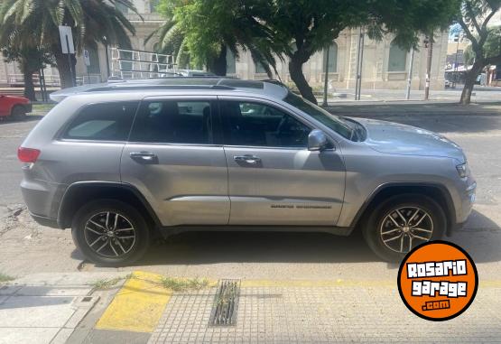 Autos - Chrysler GRAND CHEROKEE LIMIT 2017 Nafta 68000Km - En Venta