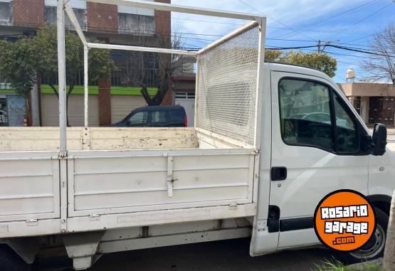 Utilitarios - Renault MASTER 2.5 DCIF / CORTO 2012 Diesel 345406Km - En Venta