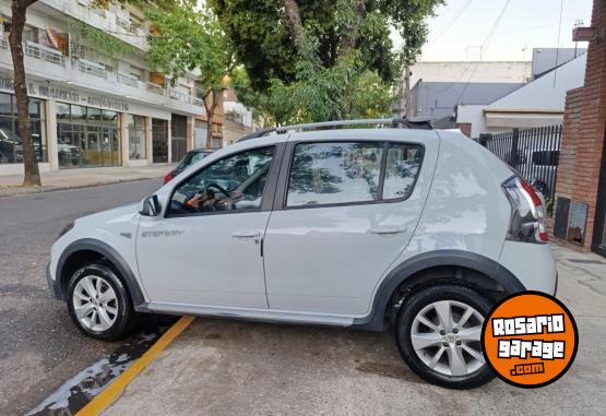 Autos - Renault Sandero Stepway Privilege 2014 Nafta 128000Km - En Venta